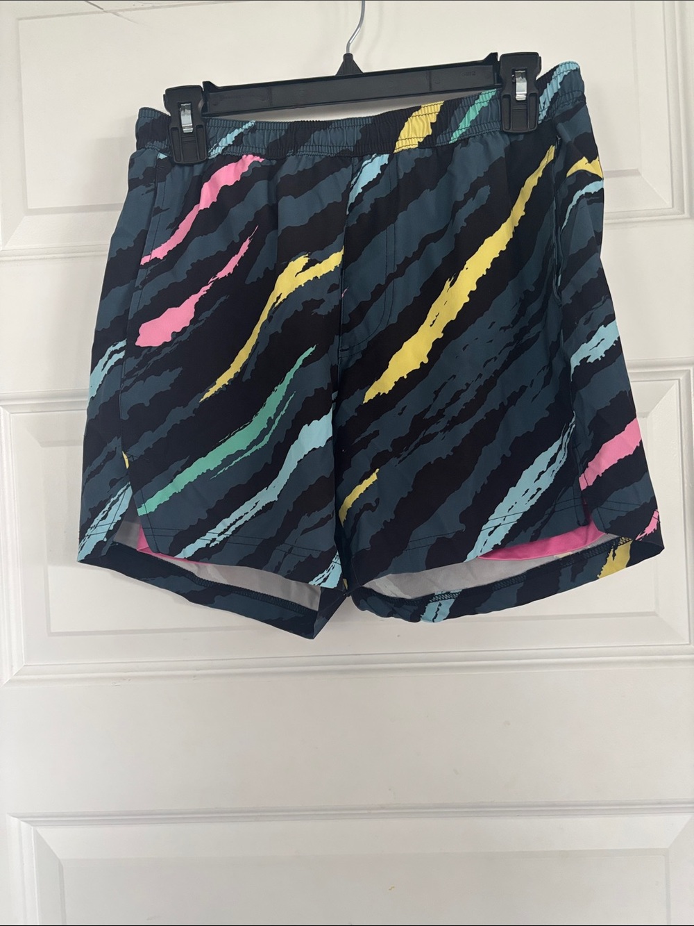 Maamgic  Men’s  Printed Athletic Shorts in Black with Multicolor Stripe Accents